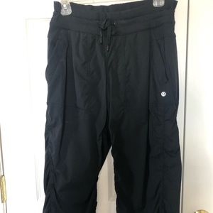 Lululemon size 8 crops